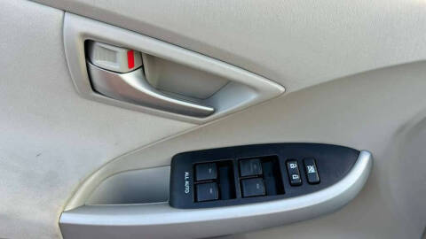 2012 Toyota Prius Three