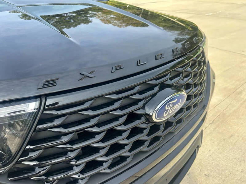 2022 Ford Explorer ST-Line