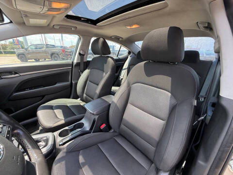 2017 Hyundai Elantra Limited