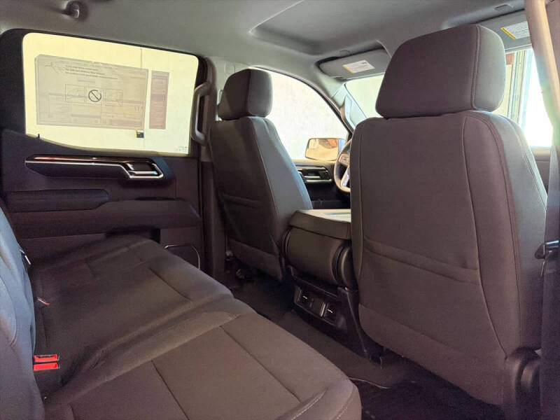 2026 GMC Sierra 1500 Elevation Standard