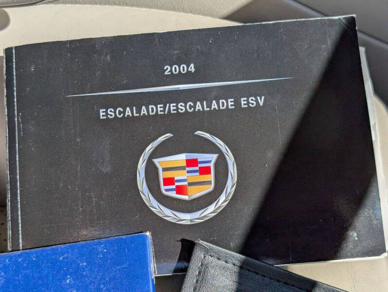 2004 Cadillac Escalade ESV