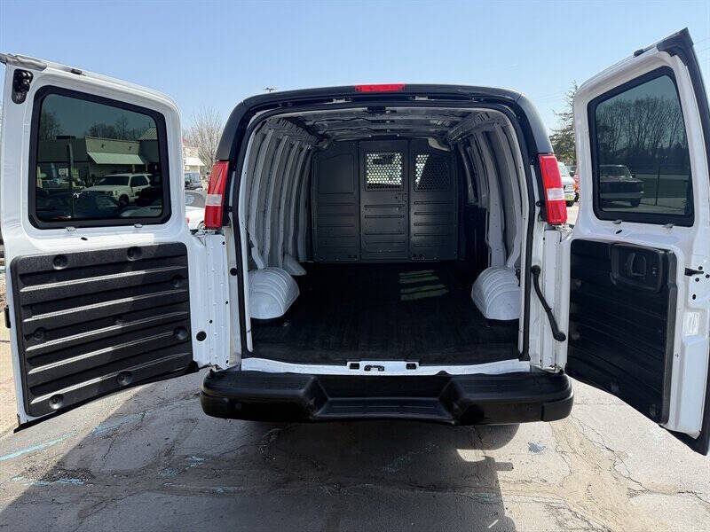 2021 Chevrolet Express 2500