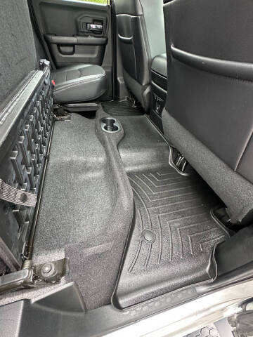 2018 RAM 1500 Night
