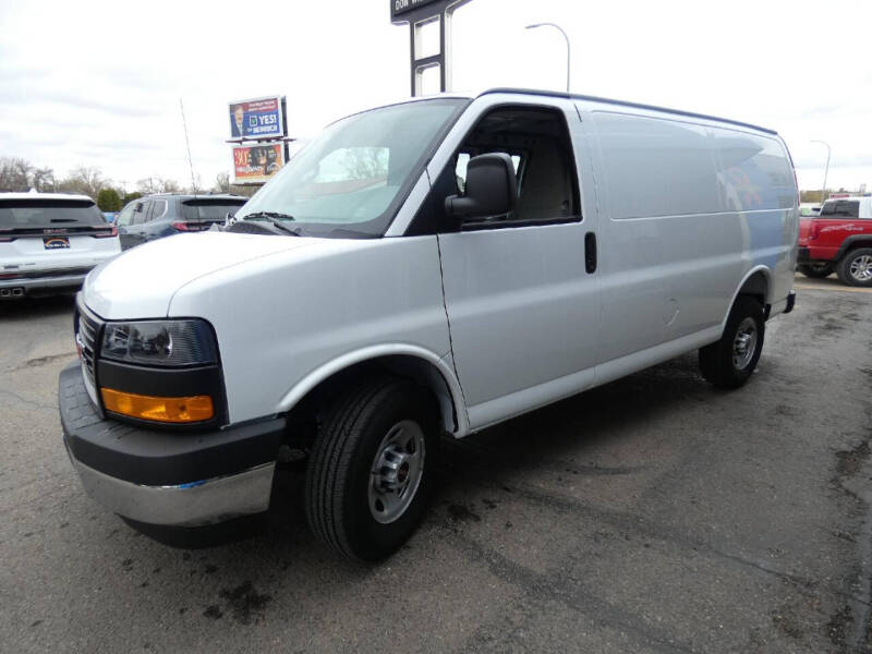 2026 GMC Savana 2500