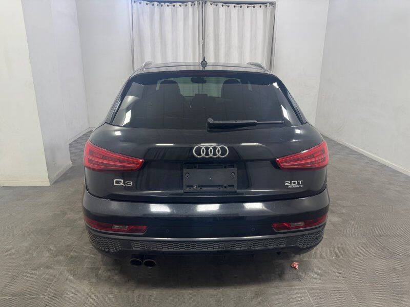 2017 Audi Q3 2.0T quattro Prestige