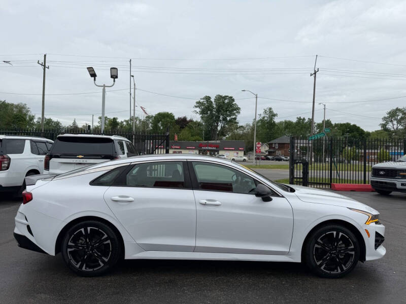 2023 Kia K5