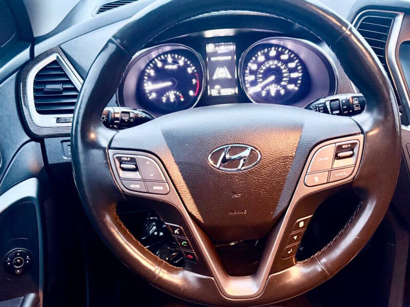 2017 Hyundai Santa Fe Sport 2.0T Ultimate