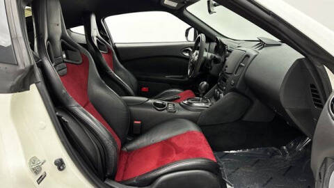 2017 Nissan 370Z NISMO