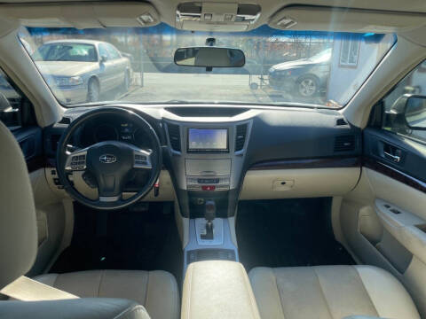 2013 Subaru Legacy 3.6R Limited