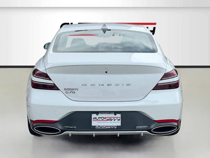 2025 Genesis G70