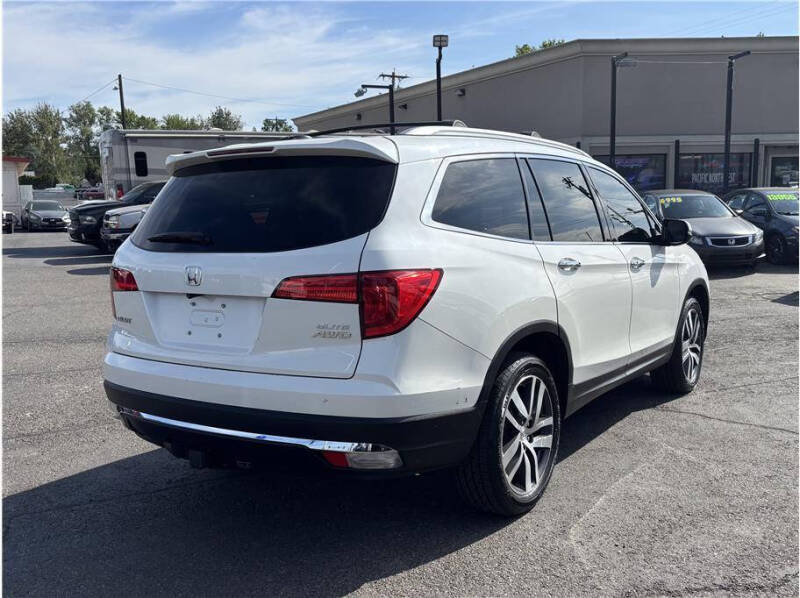 2017 Honda Pilot Elite
