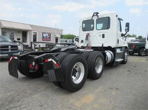 2014 Freightliner Cascadia