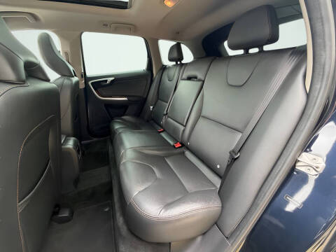 2017 Volvo XC60 T5 Inscription
