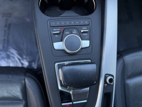 2017 Audi A4 2.0T quattro Premium