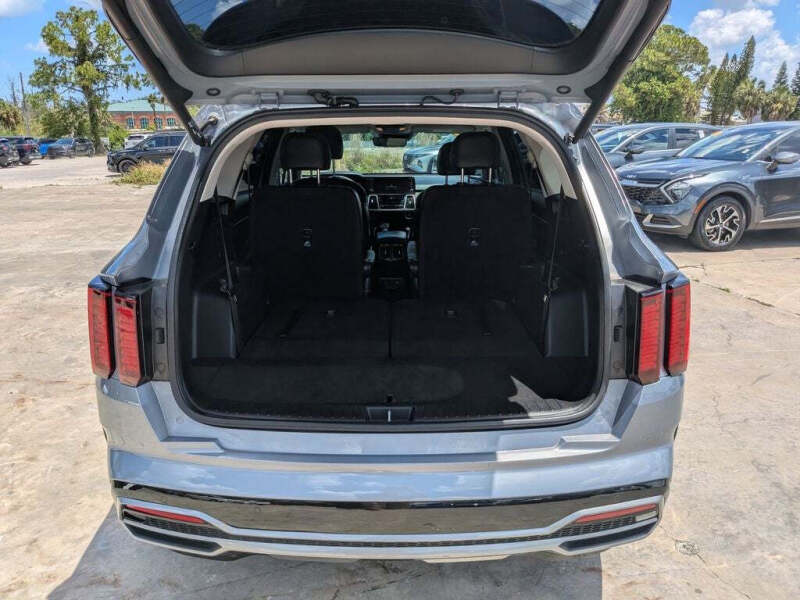 2023 Kia Sorento EX