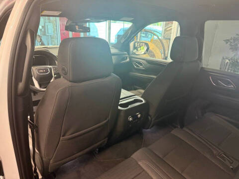 2024 GMC Yukon XL SLE