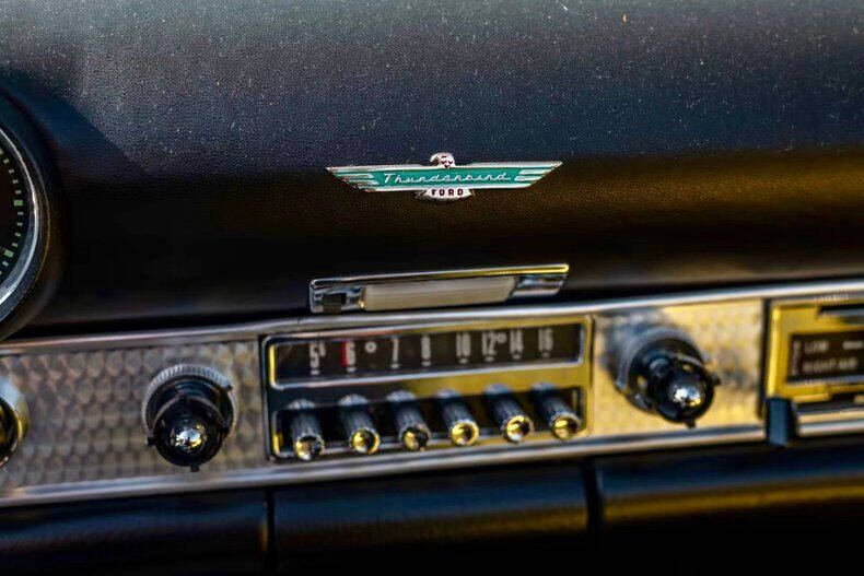 1955 Ford Thunderbird