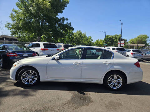 2013 Infiniti G37 Sedan x