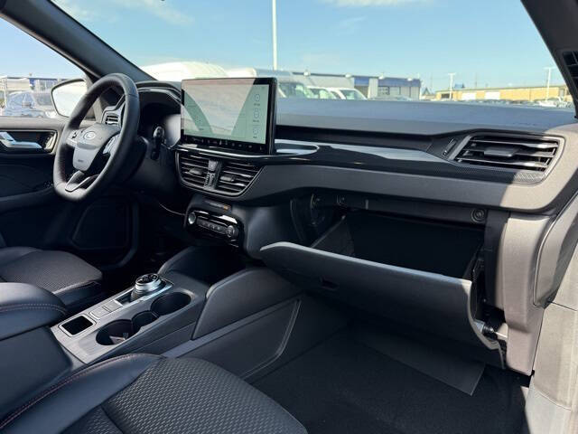 2026 Ford Escape Hybrid ST-Line Select