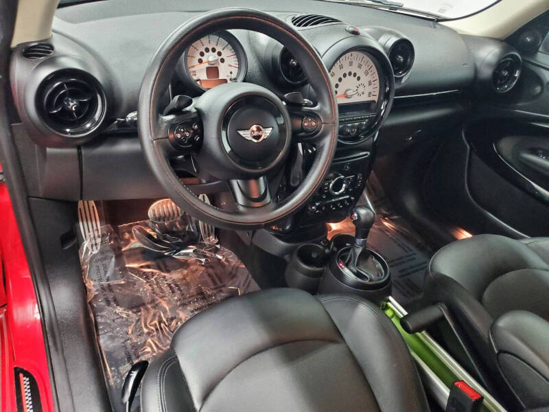 2014 MINI Paceman S photo 8