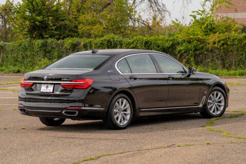 2018 BMW 7 Series 740e xDrive iPerformance