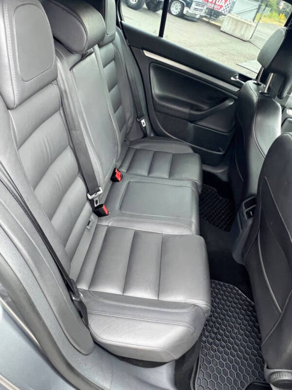 2009 Volkswagen GTI Base PZEV