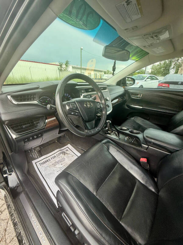 2013 Toyota Avalon Hybrid Limited