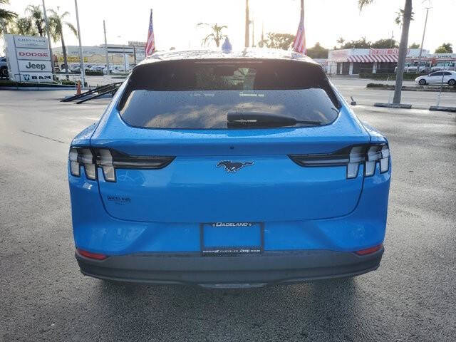 2022 Ford Mustang Mach-E Select
