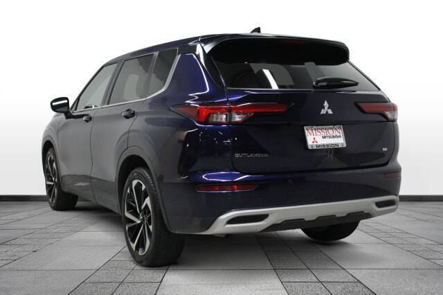 2024 Mitsubishi Outlander SE