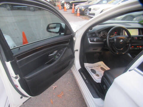 2015 BMW 5 Series 528i xDrive