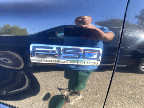 2004 Ford F-150 Lariat