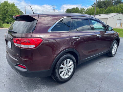 2017 Kia Sorento LX