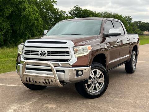 2014 Toyota Tundra for sale at AUTO DIRECT Bellaire in Houston TX