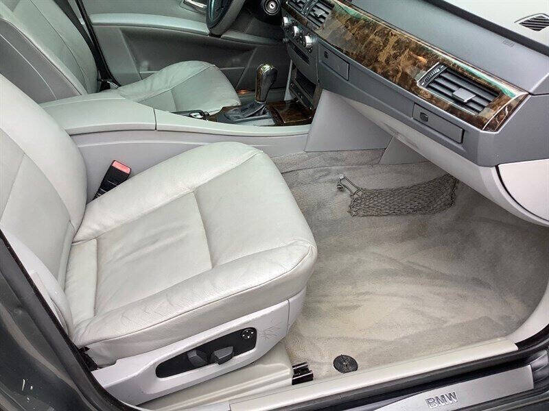 2006 BMW 5 Series 525i