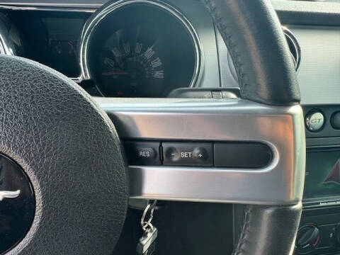 2005 Ford Mustang GT Premium