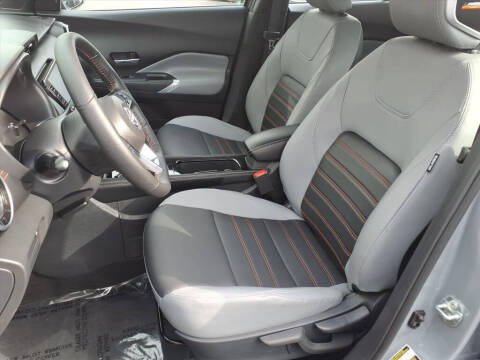 2024 Nissan Kicks SR