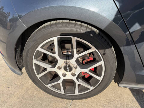 2019 Volkswagen Golf GTI S