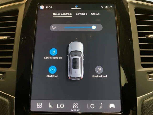 2025 Volvo XC90 B5 Core Bright Theme