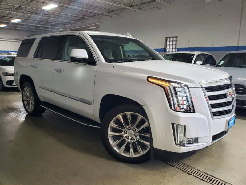 2018 Cadillac Escalade Luxury
