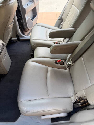 2012 Toyota Highlander SE