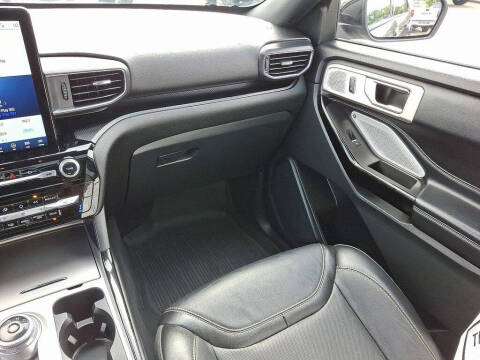 2022 Ford Explorer ST