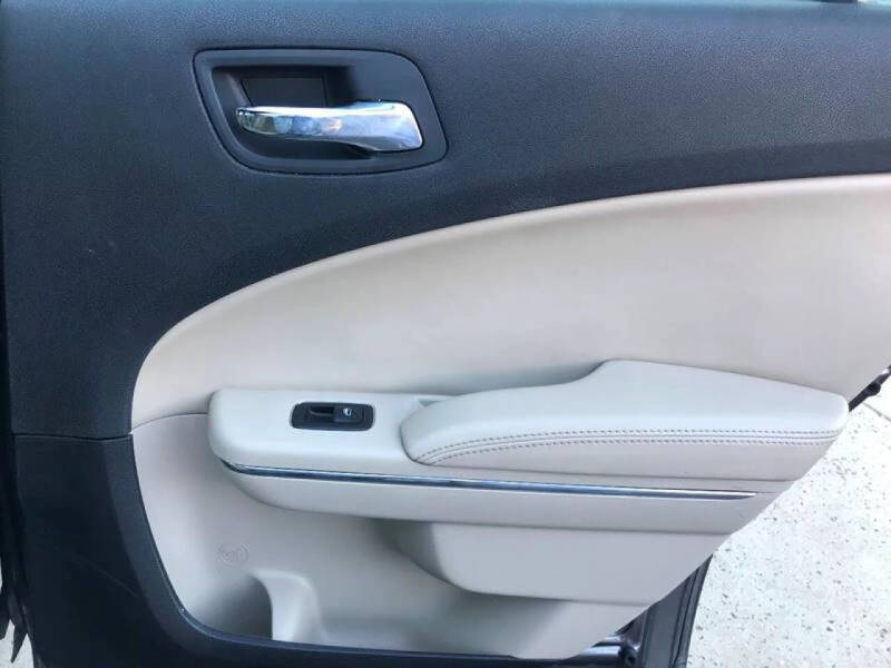 2014 Dodge Charger SE