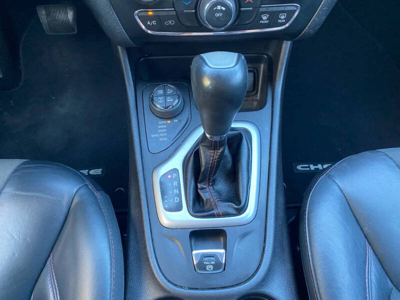 2017 Jeep Cherokee Trailhawk