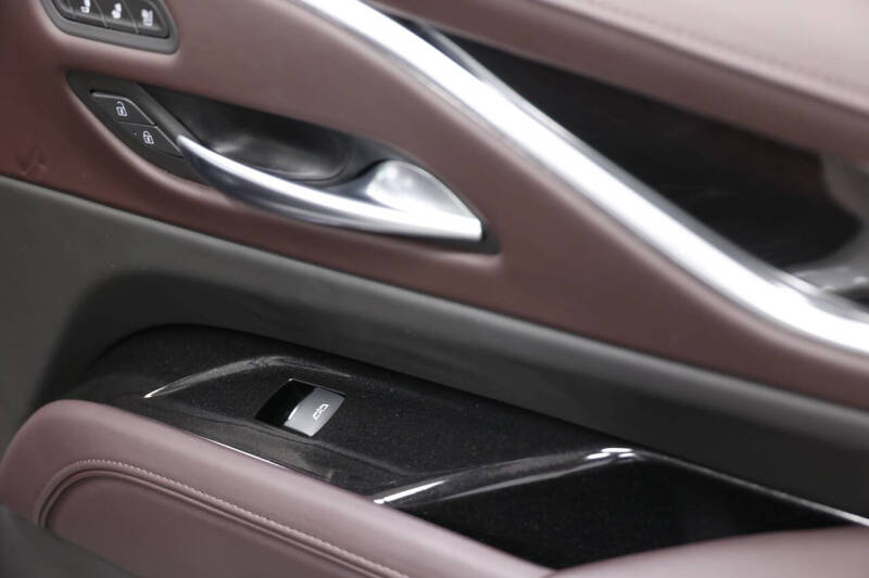 2023 Cadillac Escalade Sport Platinum