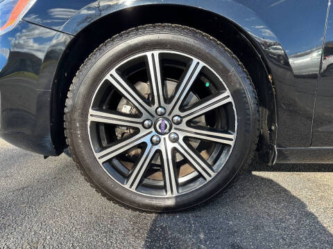 2018 Volvo S60 T5 Inscription Platinum