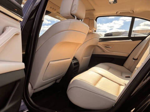 2011 BMW 5 Series 535i