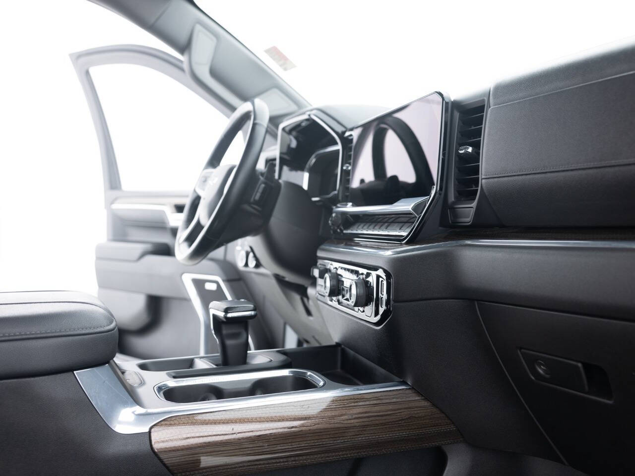 Used Car 2024 Chevrolet Silverado 1500  Rst 4x4 4dr Crew Cab 5.8 Ft. Sb For Sale Under $40,000 In Coal City, Illinois