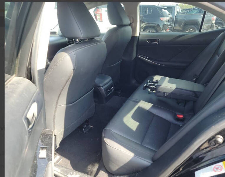 2016 Lexus IS 300