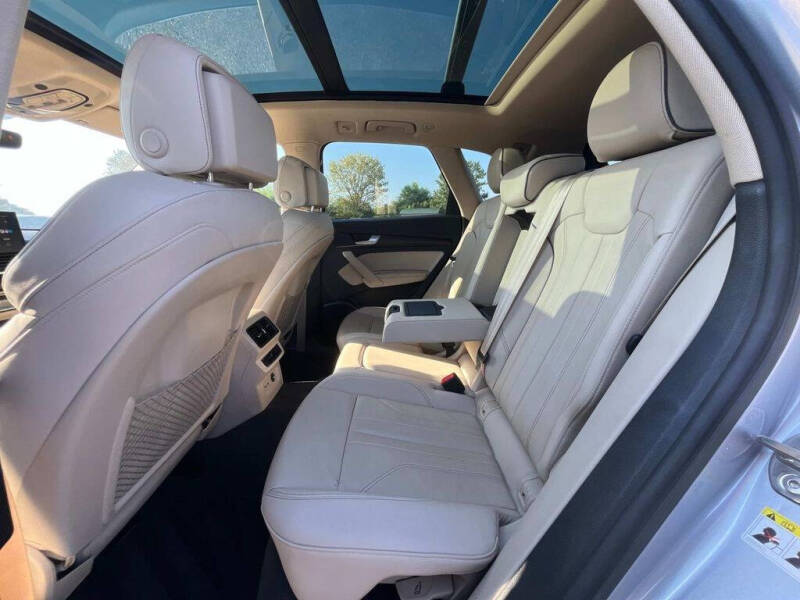 2024 Audi Q5 quattro S line Prem Plus 45 TFSI