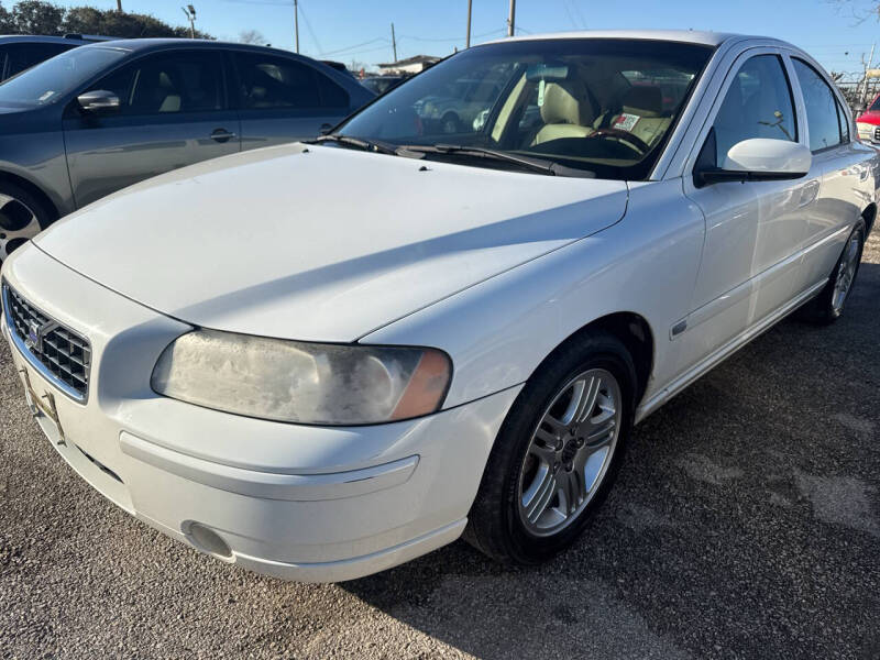 2006 Volvo S60 for sale at FAIR DEAL AUTO SALES INC in Houston TX